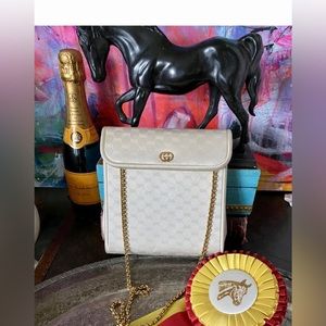 Ultra Rare GUCCI Vintage Ivory Satin Minaudiere Evening Bag Cocktail Purse Chain